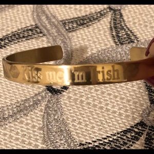 Dainty gold bangle bracelet